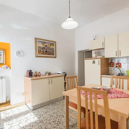 Podere San Lorenzo Apartment Siena